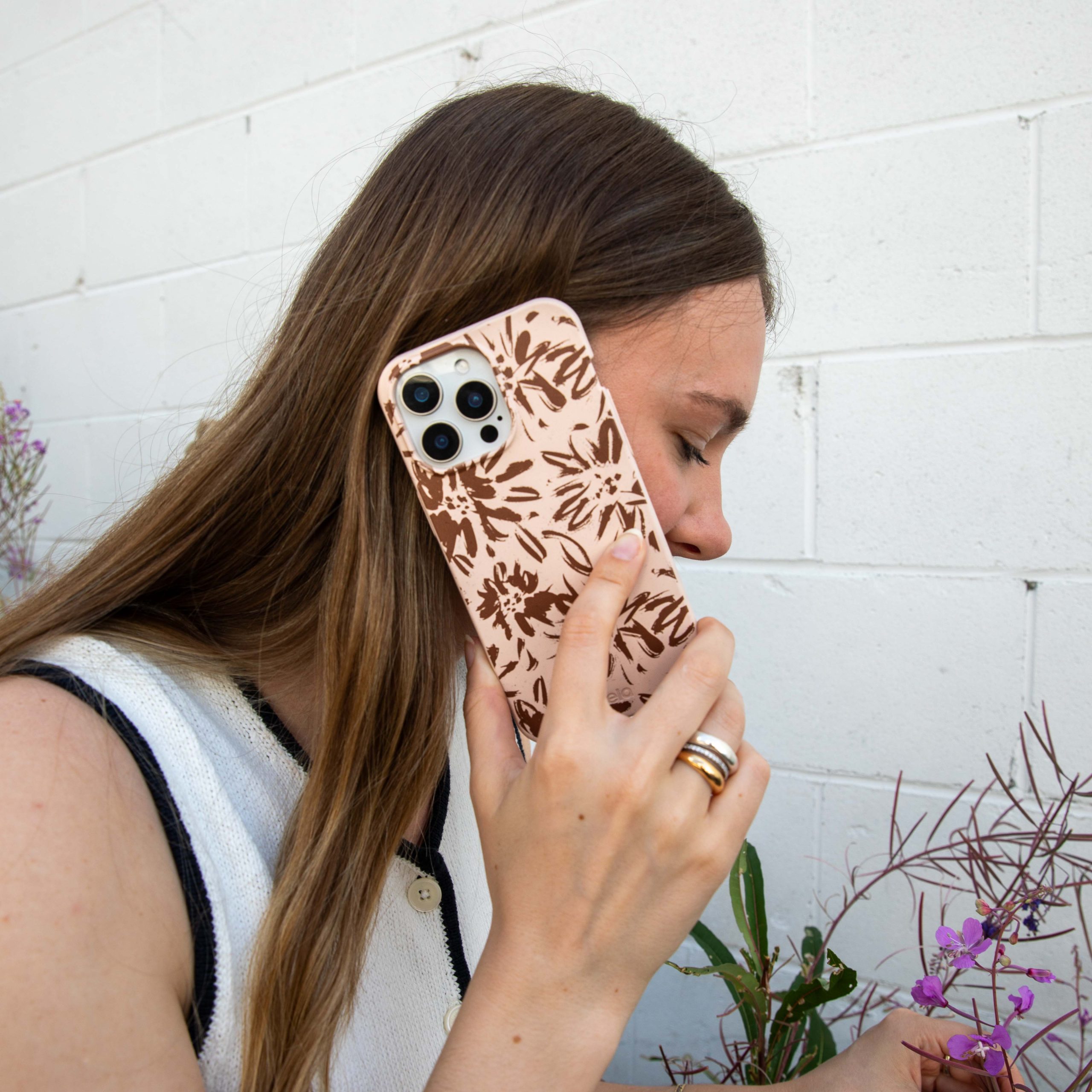 PETAL-BURST_PX8A_Seashell