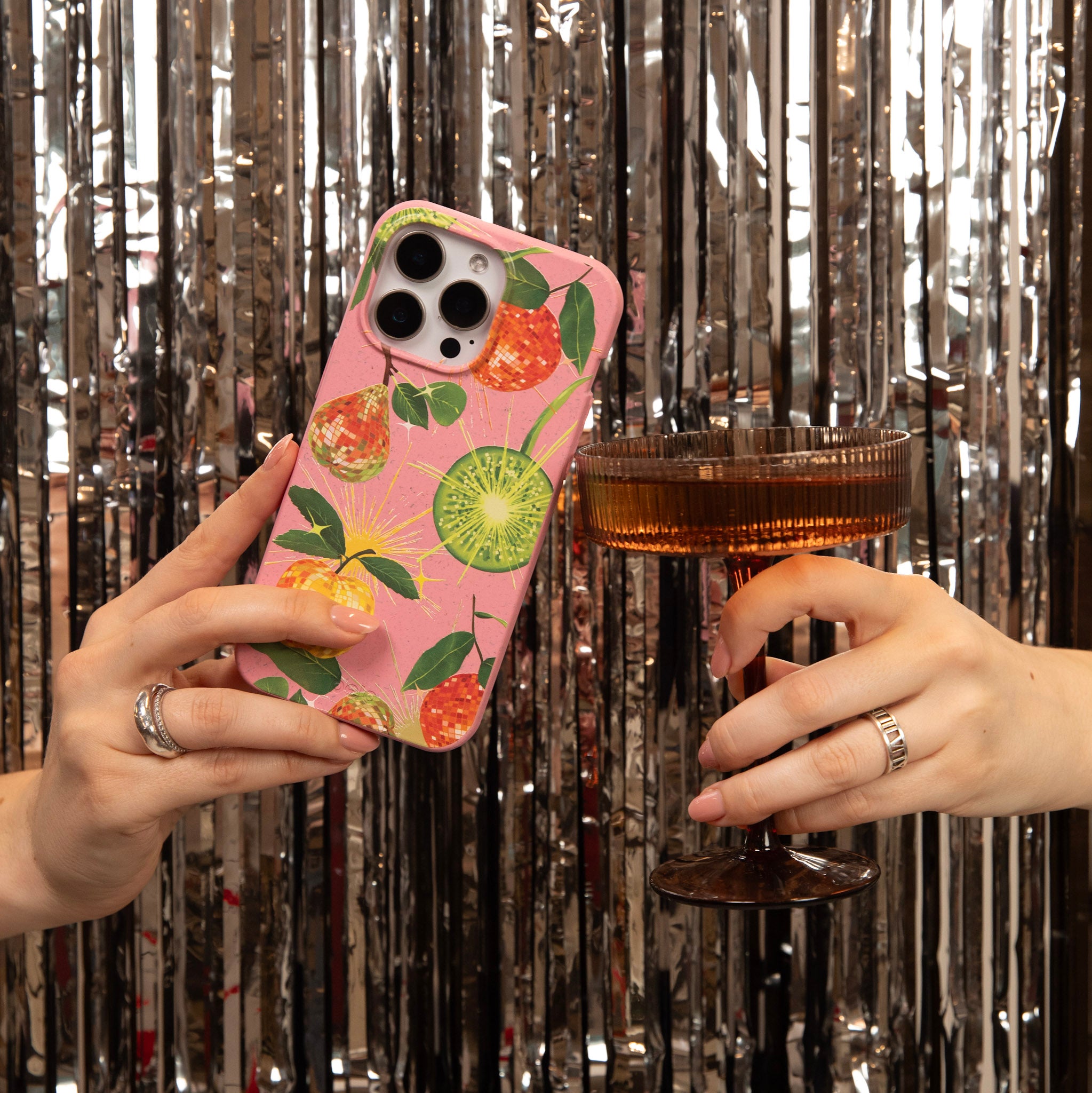 DISCO-FRUITY_IP16_BubblegumPink