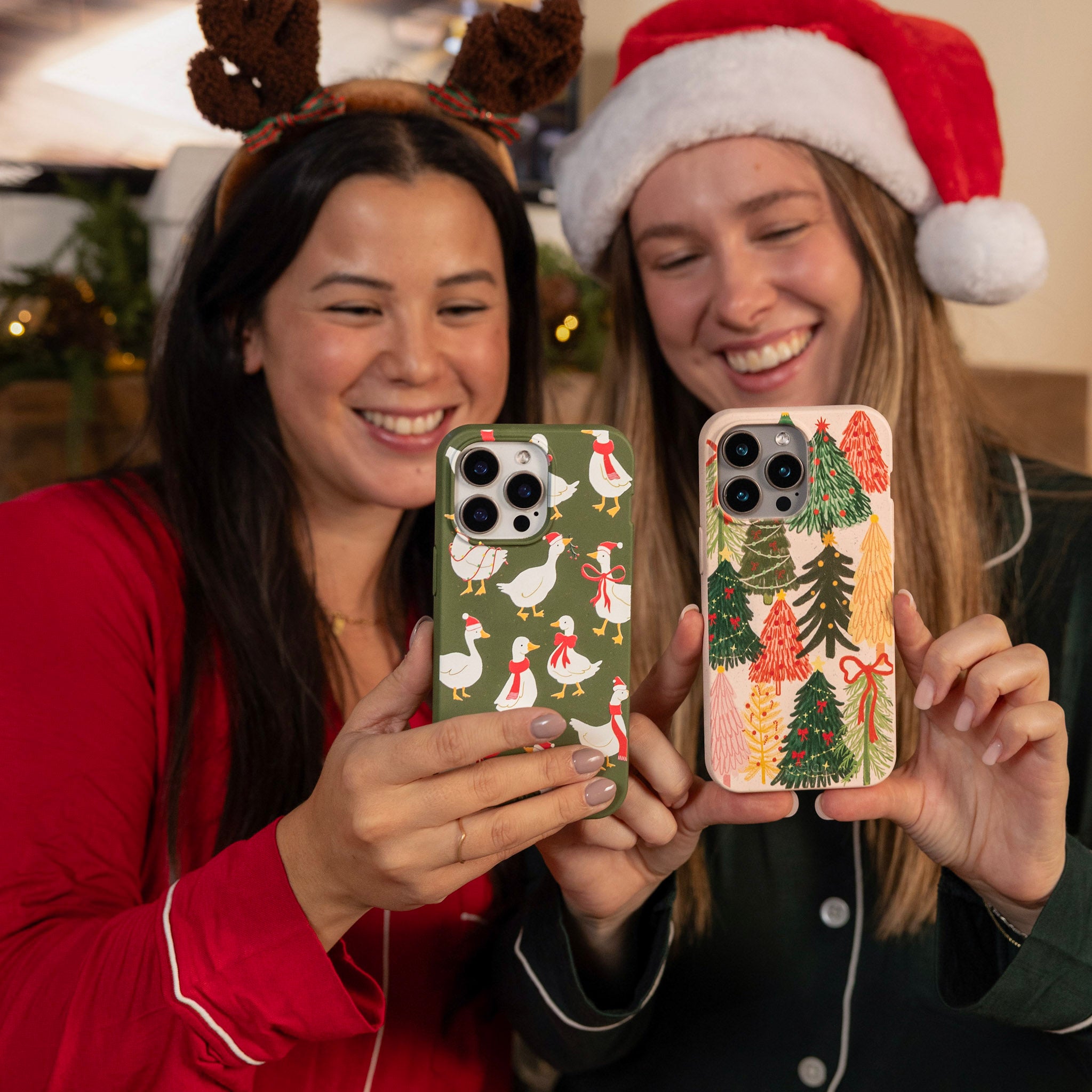 FESTIVE-TREES_IPXR_Seashell