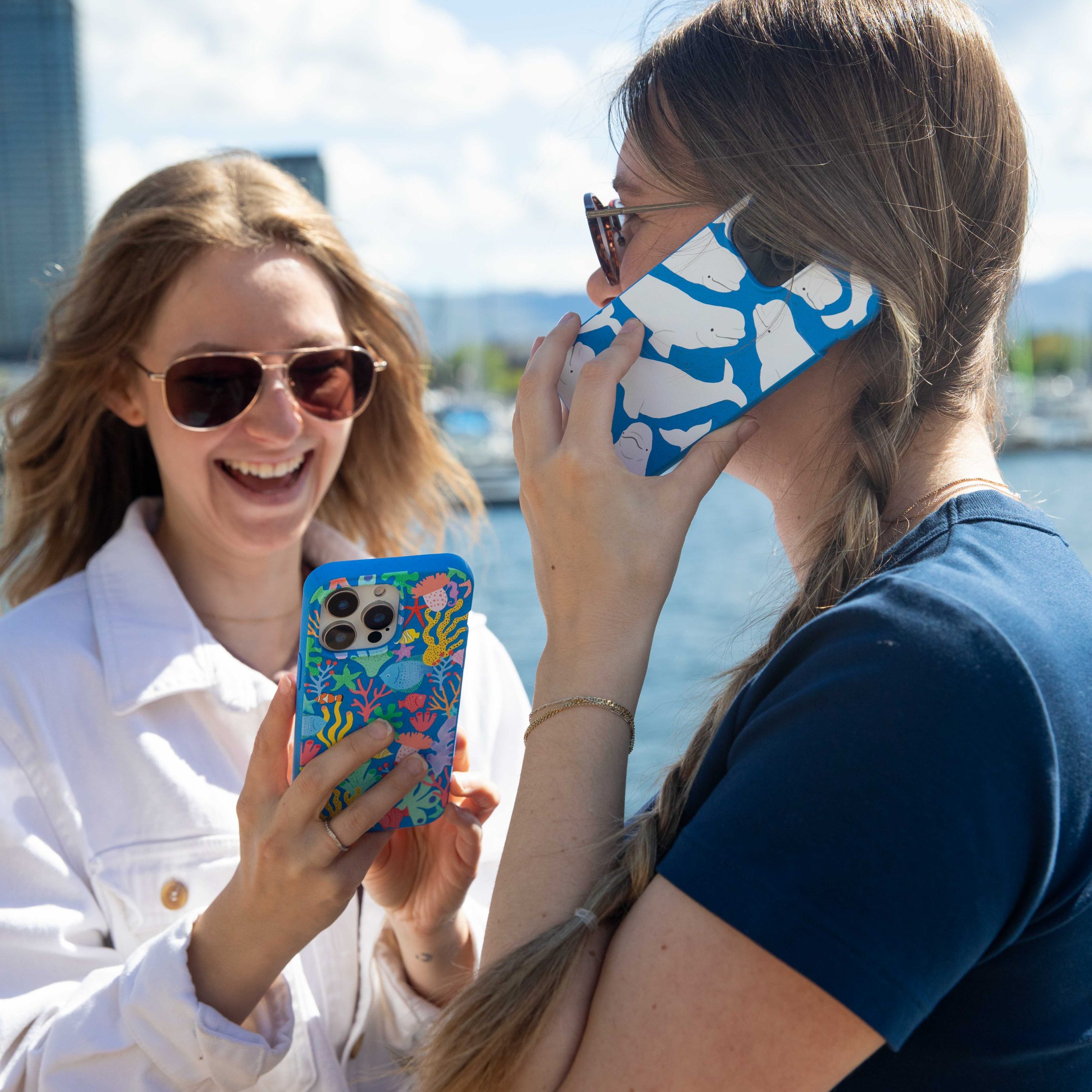 BELUGAS_IP15PLUS_ElectricBlue