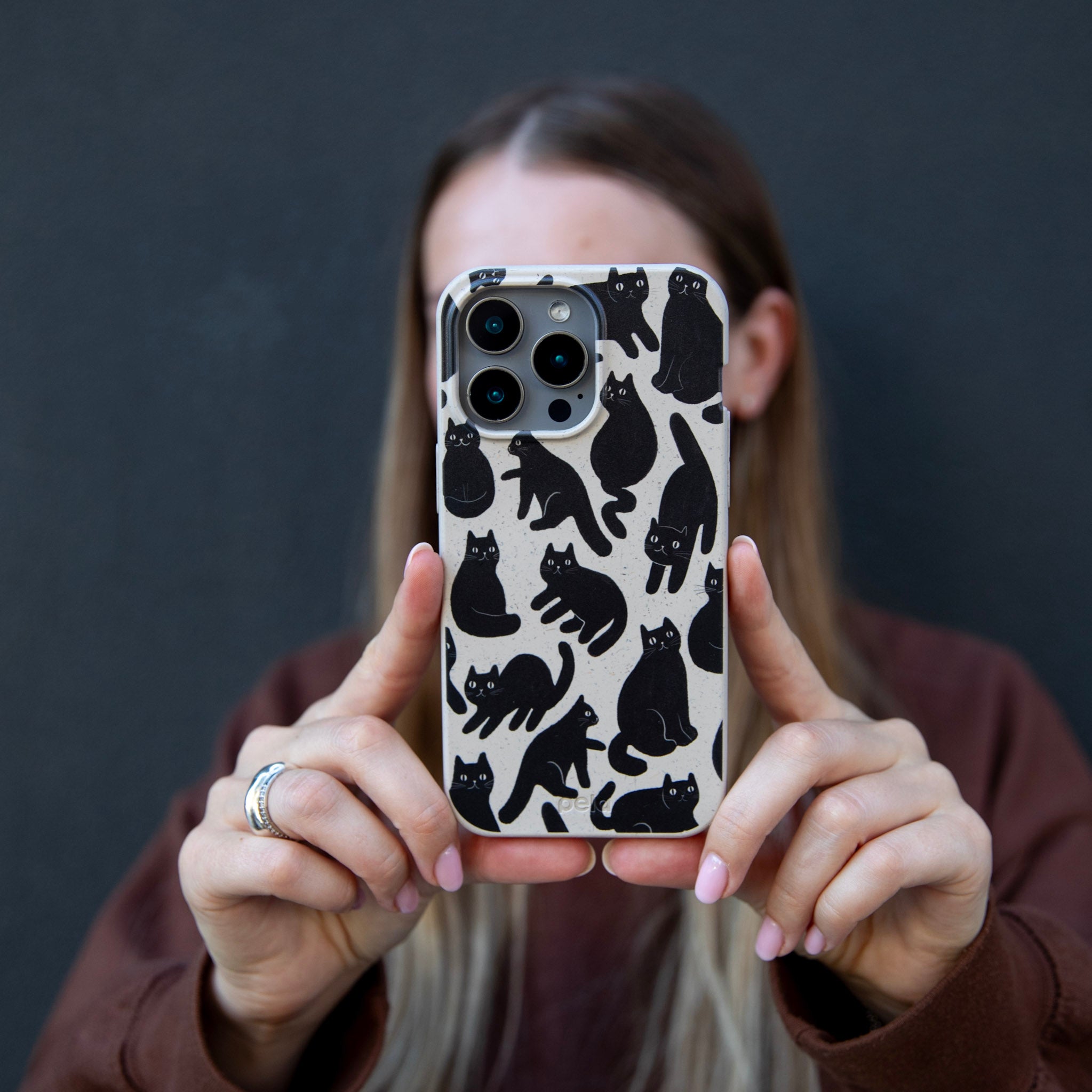 NIGHT-MEOWERS_IP12PMAX_LondonFog