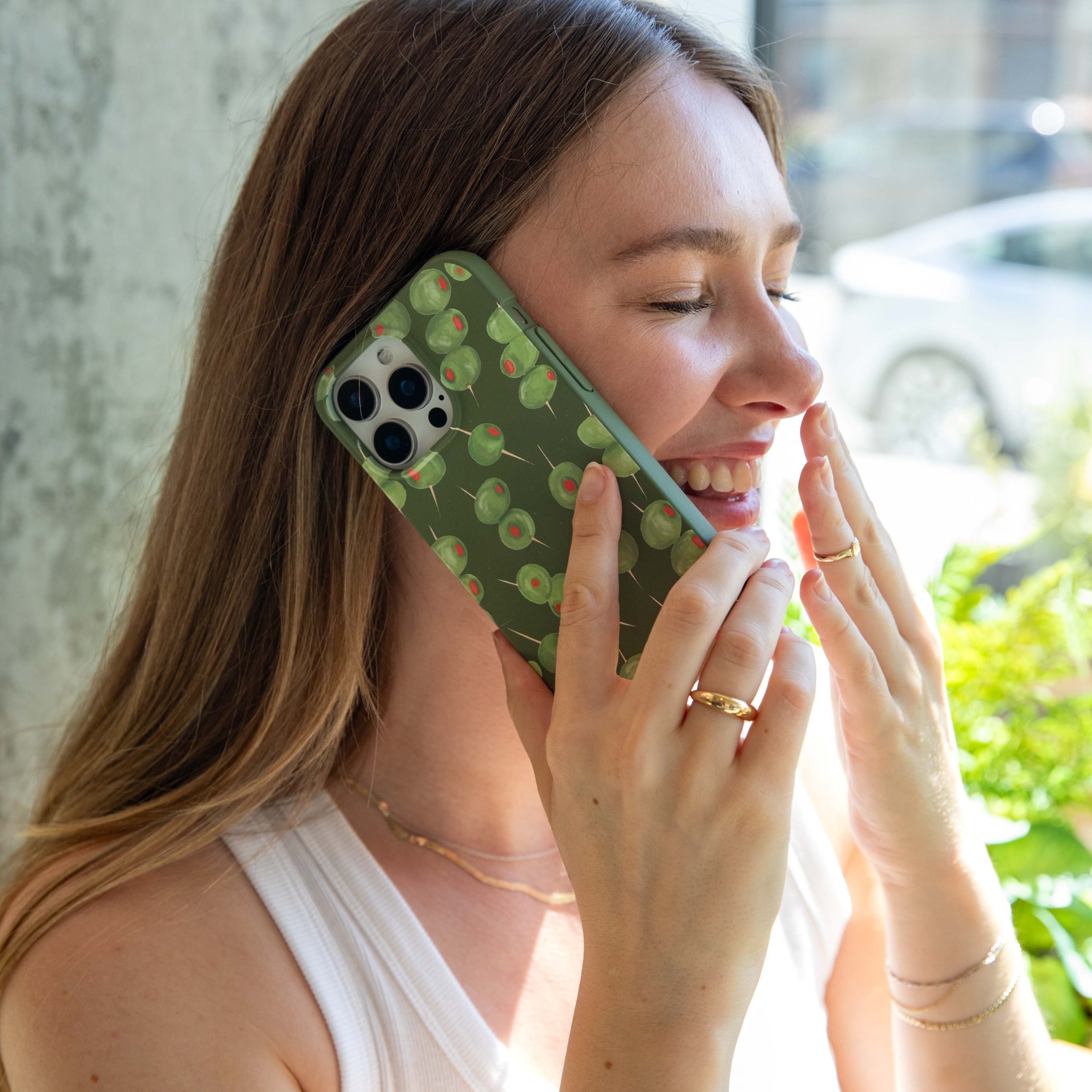 OLIVE-HOUR_IP16_ForestFloor