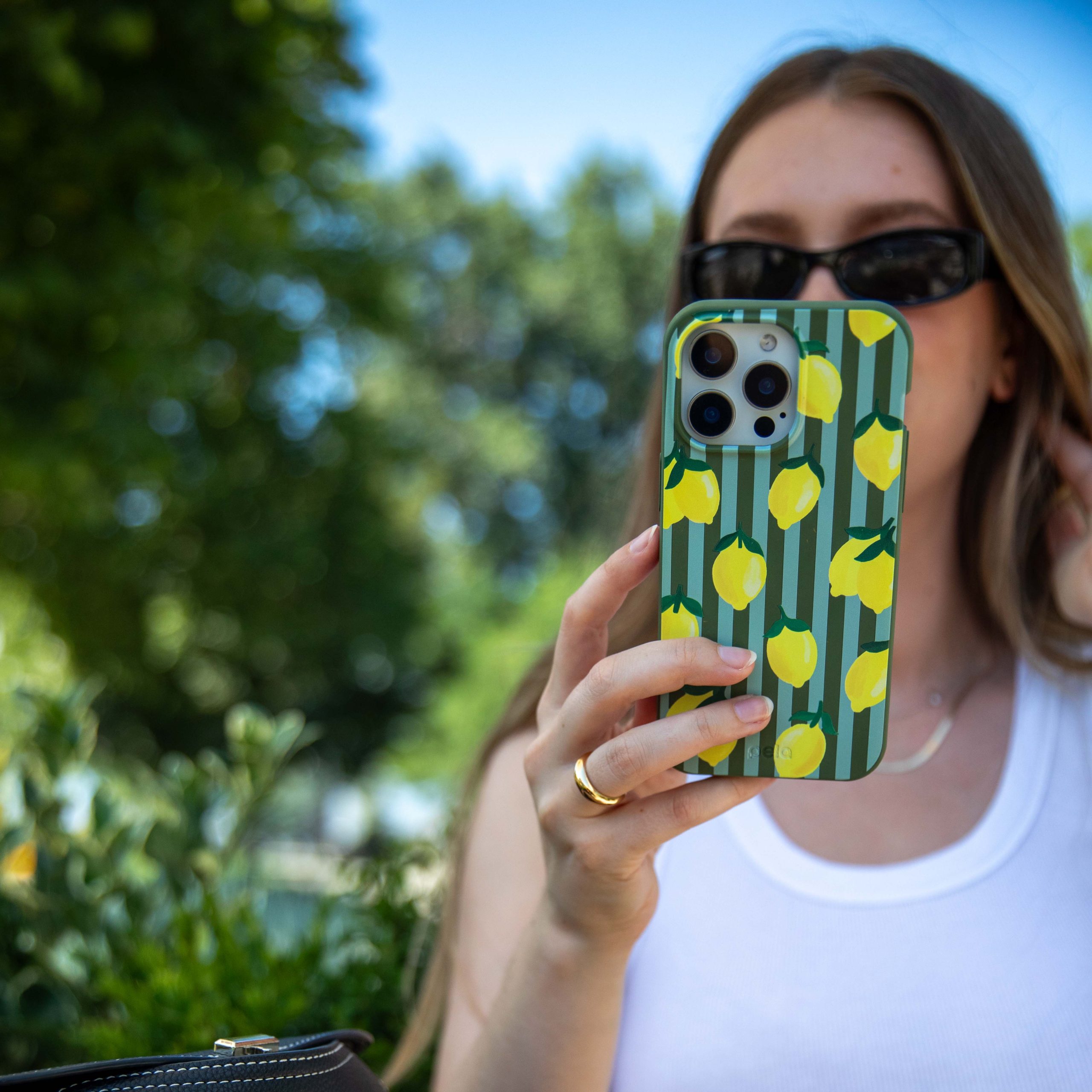 ZESTY-LINES_S21_ForestFloor