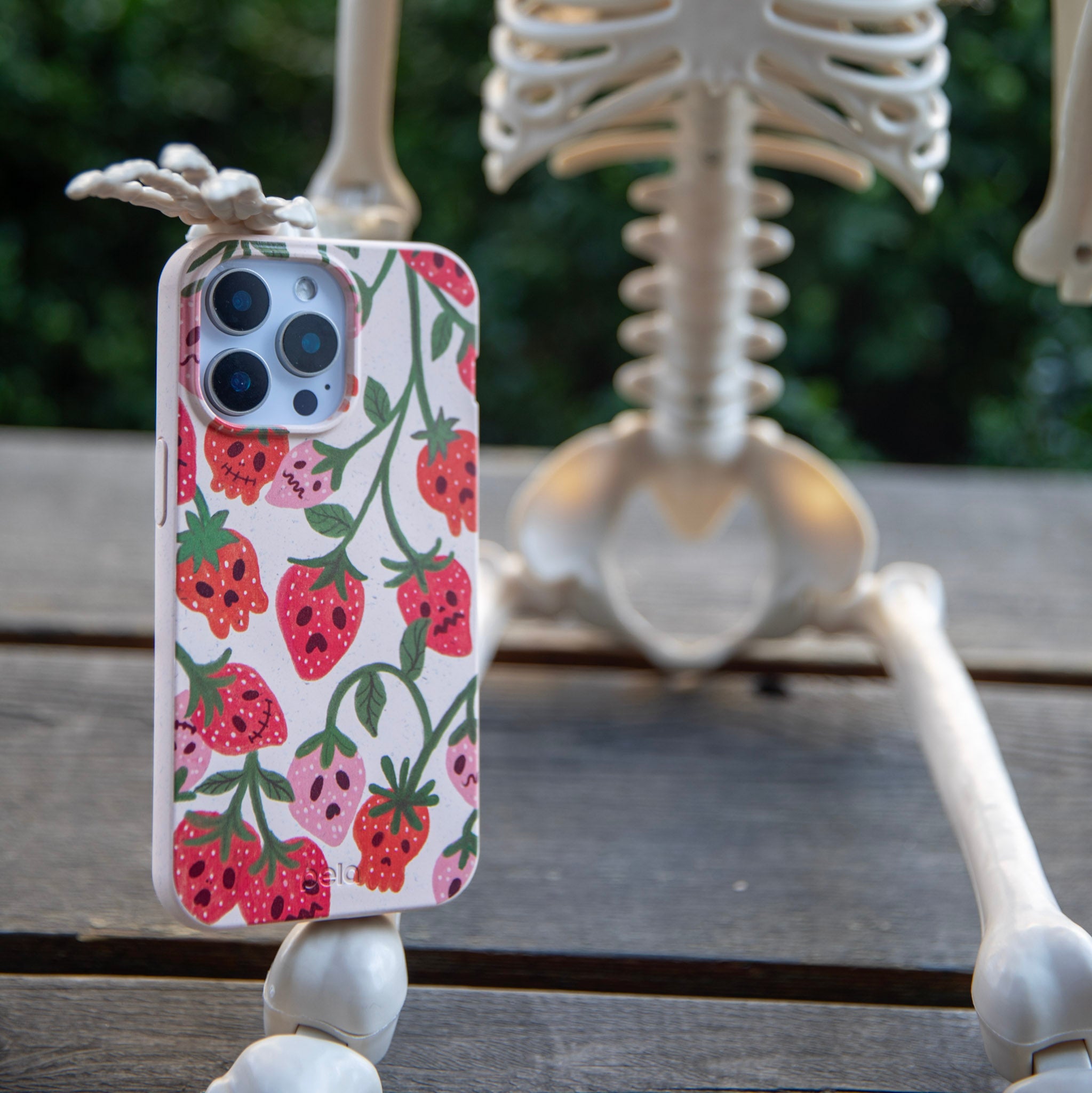 STRAWBOORIES_S22_Seashell