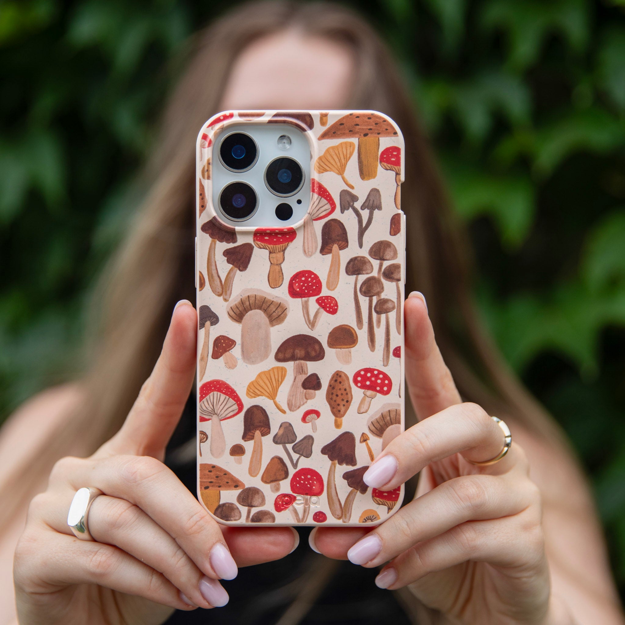 SHROOMY-DAYS_IPXR_Seashell