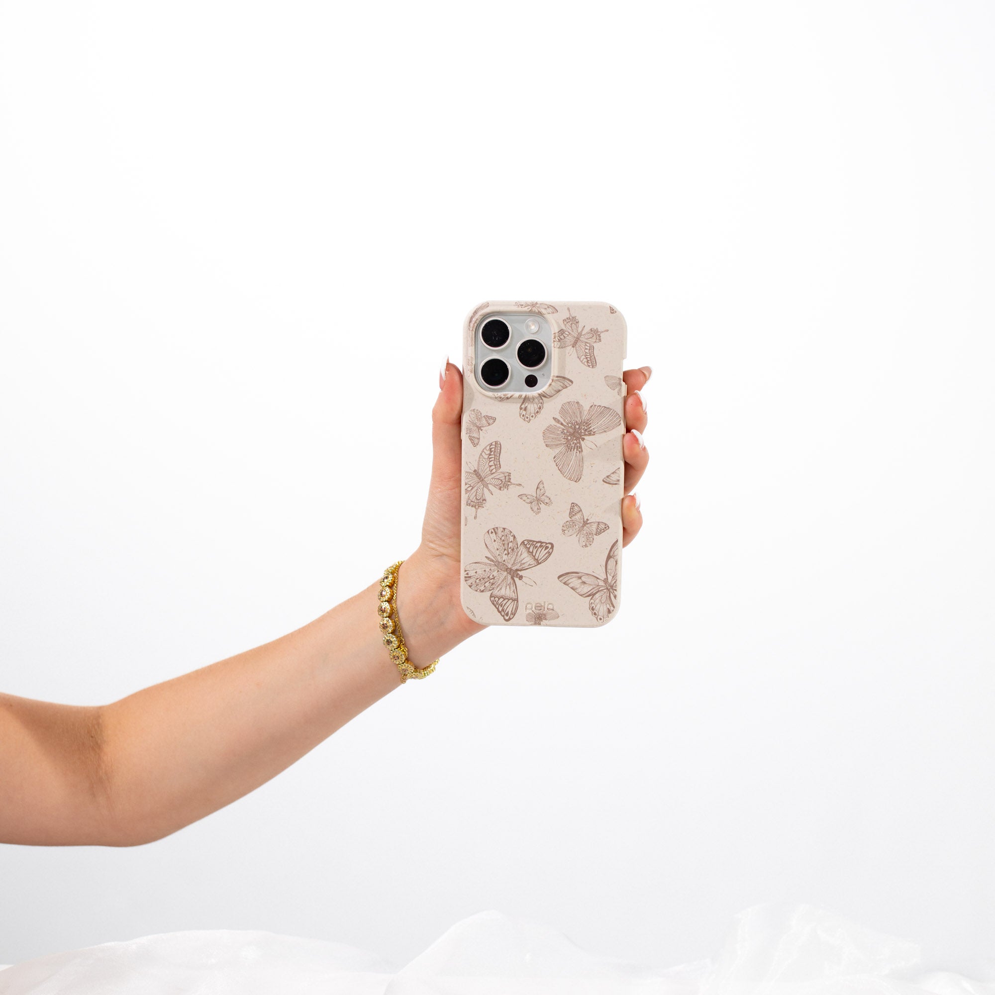 DELICATE-FLUTTERS_PX8_LondonFog