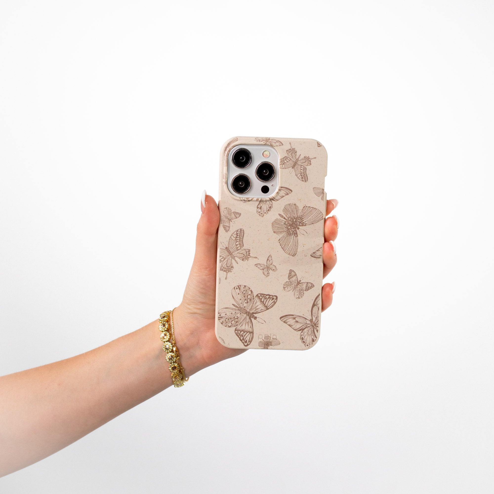 DELICATE-FLUTTERS_IP7_LondonFog