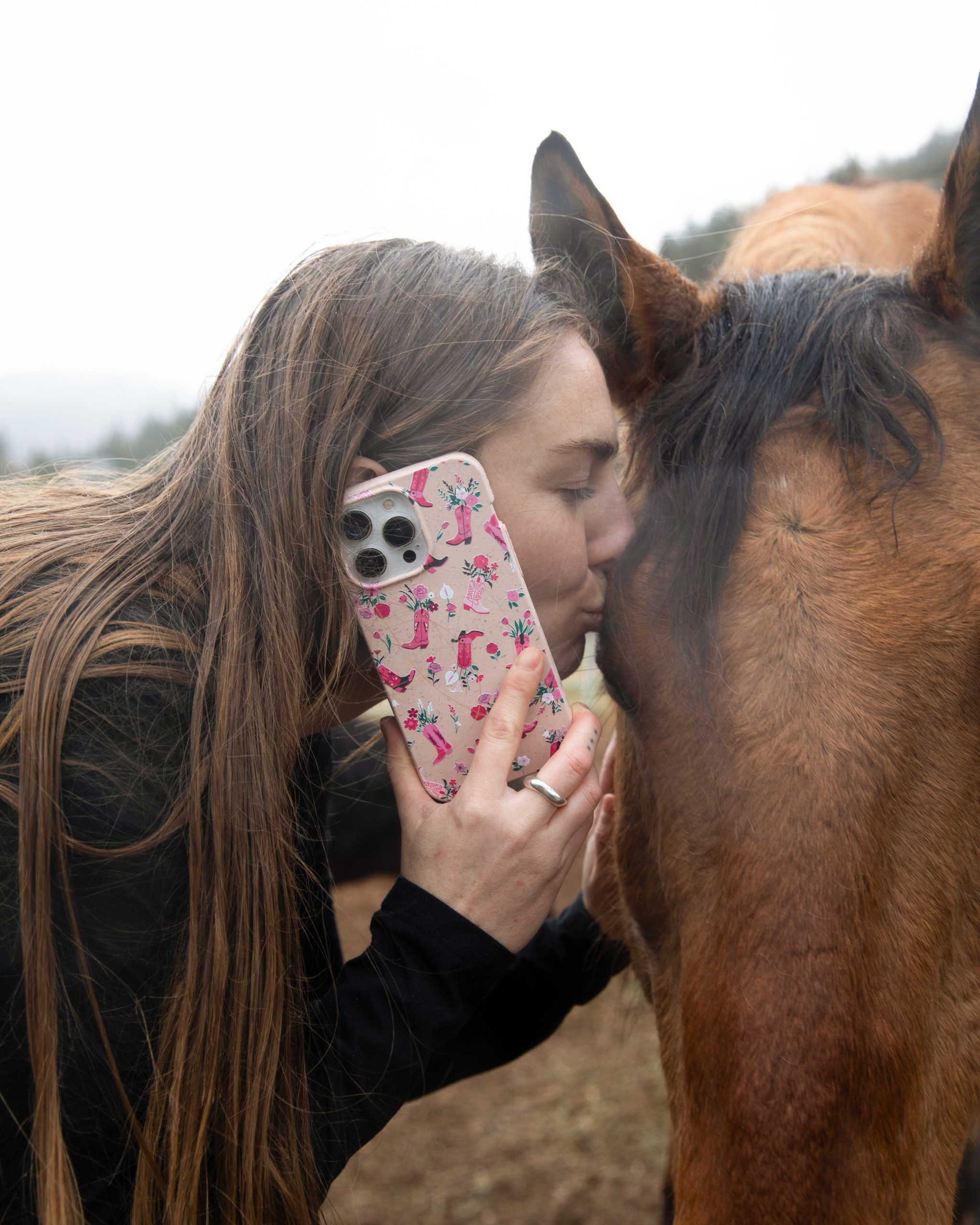 BOOTS-N-FLOWERS_S24_Seashell