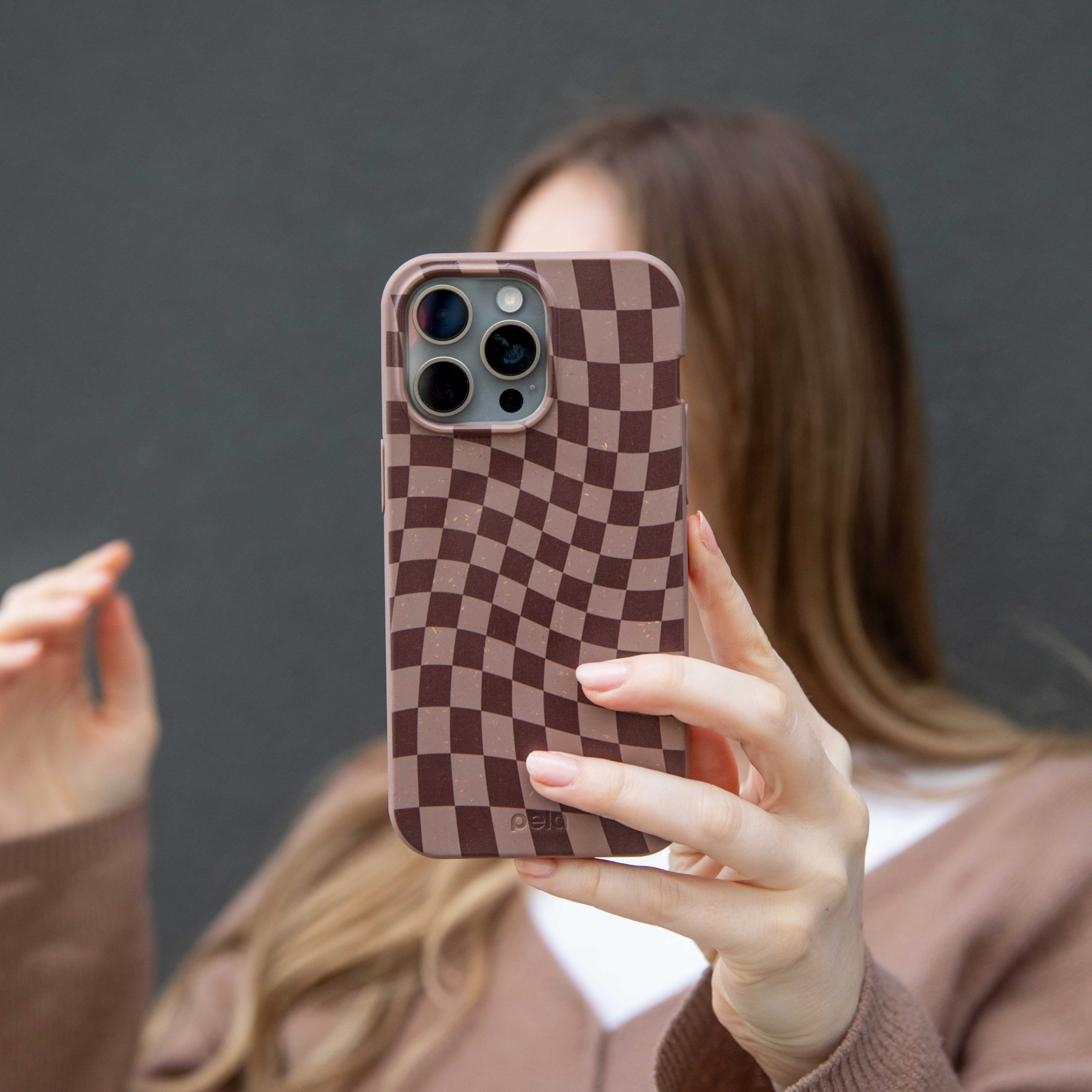 CAFE-CHECK_S22_ChocolateBrown