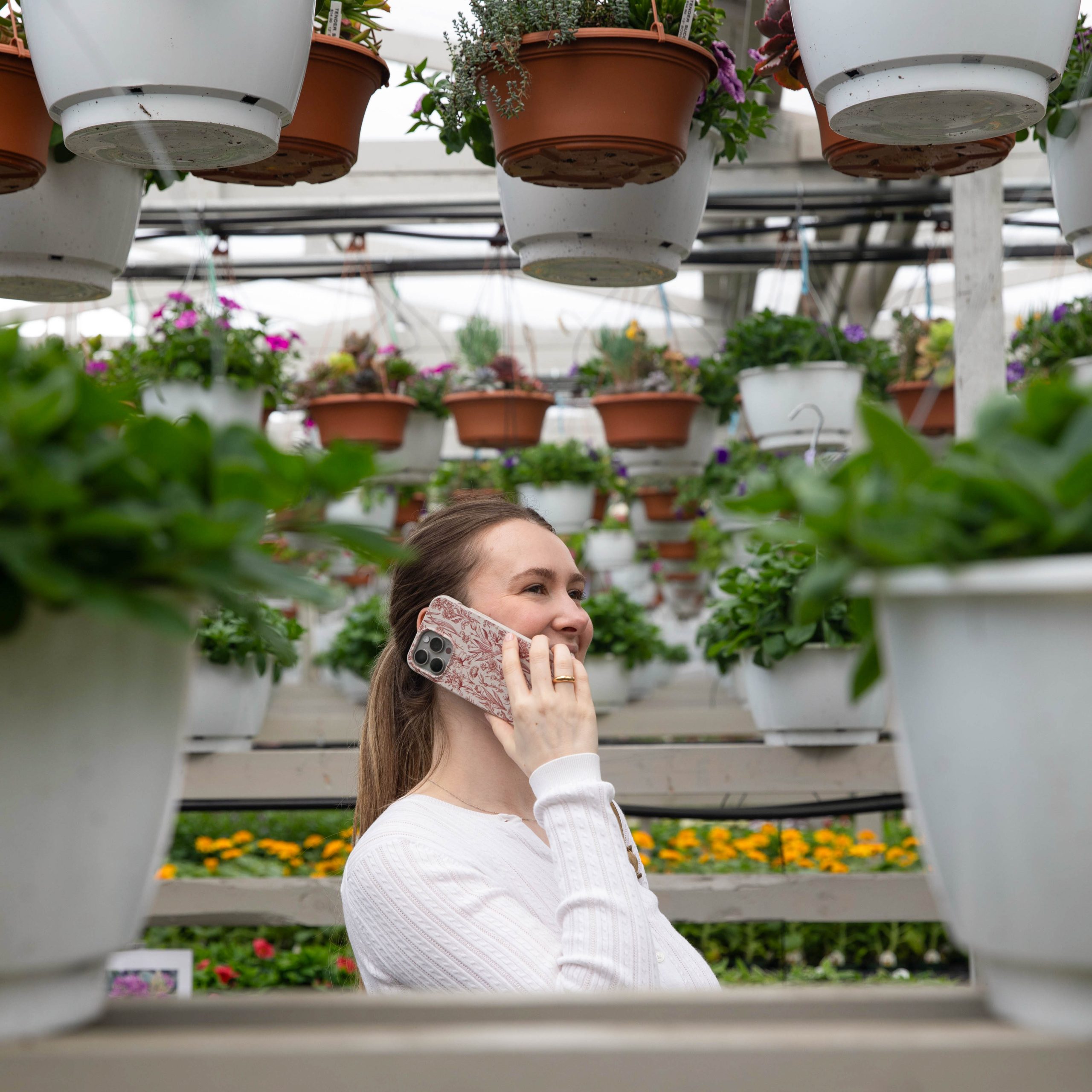 CRIMSON-BOUQUET_IP12PMAX_LondonFog