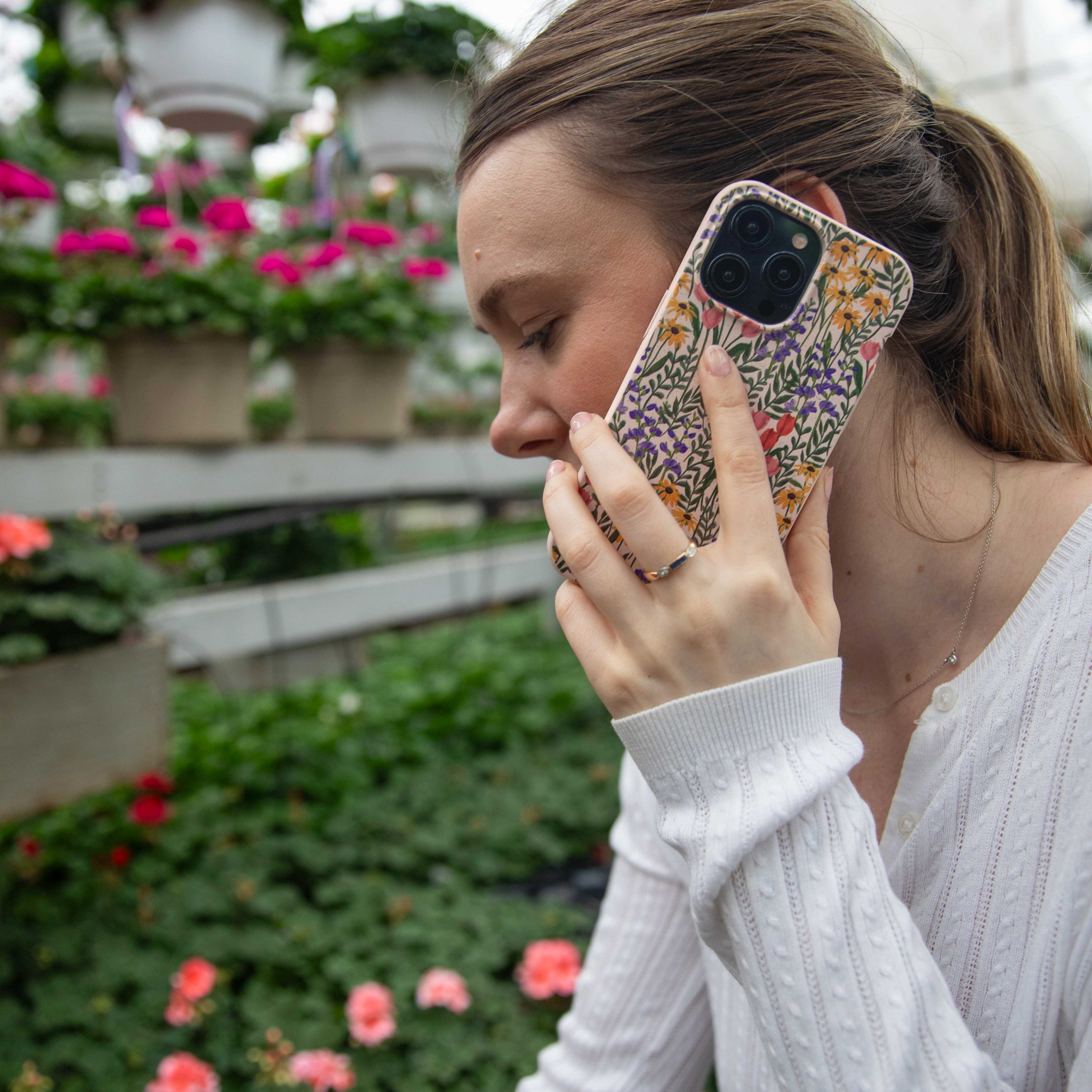 FLOWER-FIELD_PX6A_Seashell