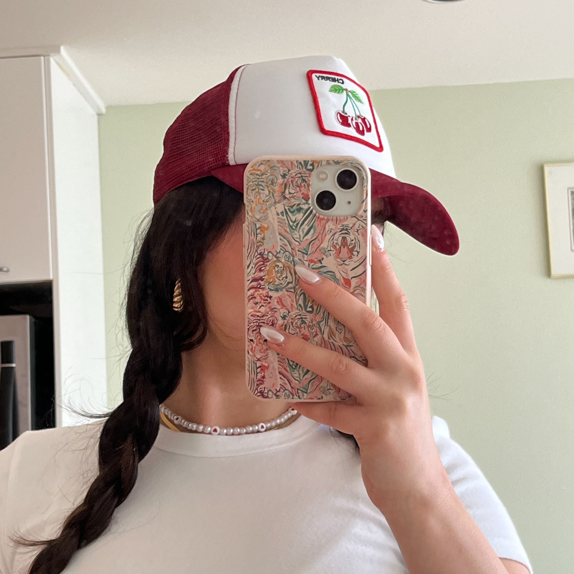 HIDDEN-TIGERS_PX6A_Seashell