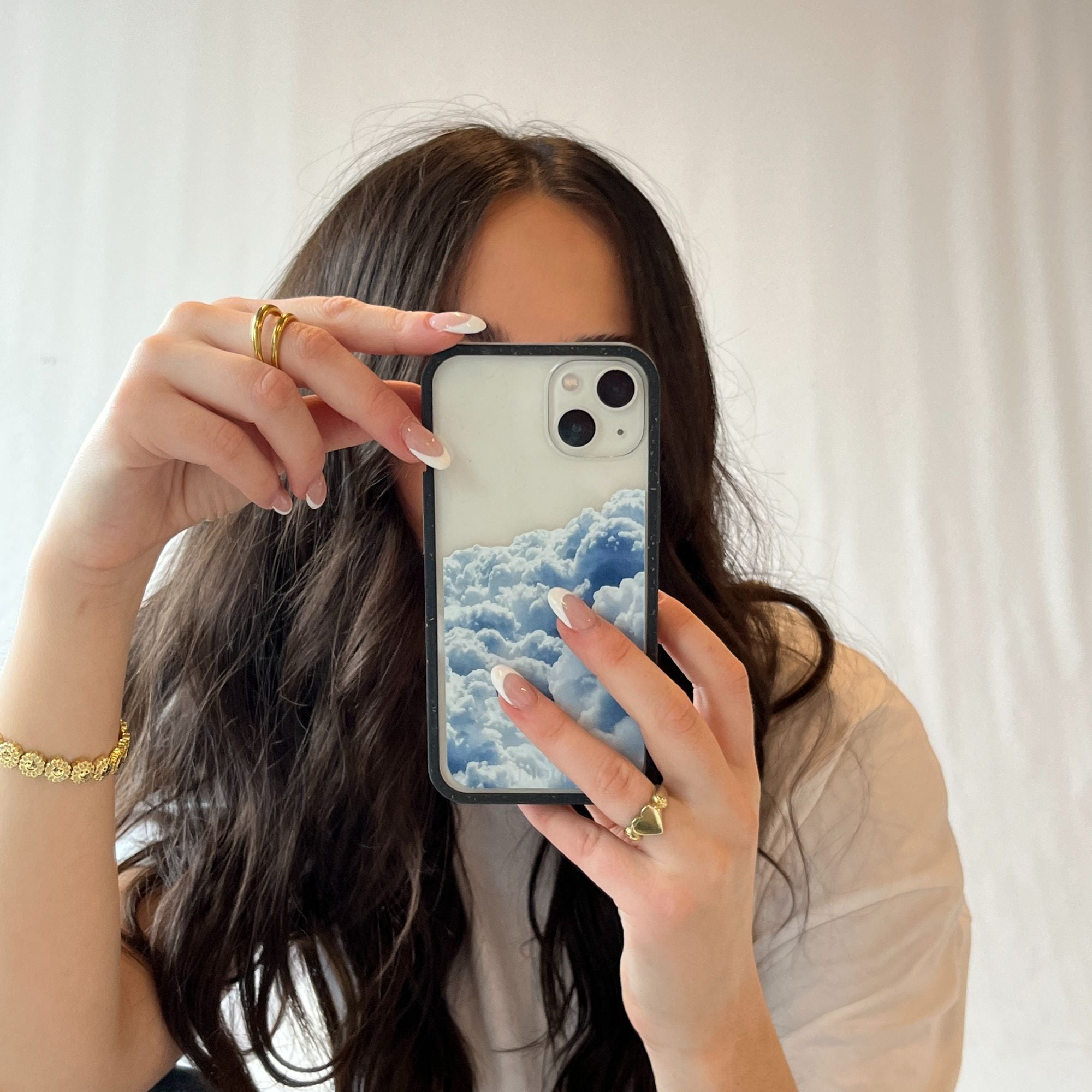 ABOVE-THE-CLOUDS_IP12PMAX-CLEAR_Black_05ff997b-849a-4596-80d5-3abda3e3894f