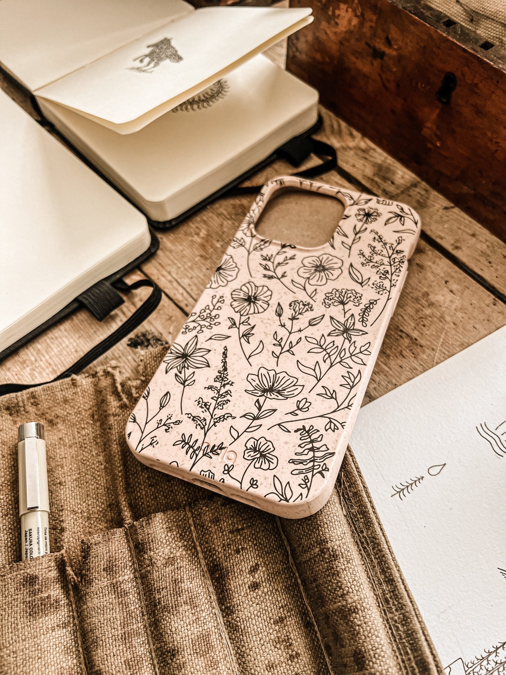 WILD-FLOWER_IP13P_Seashell