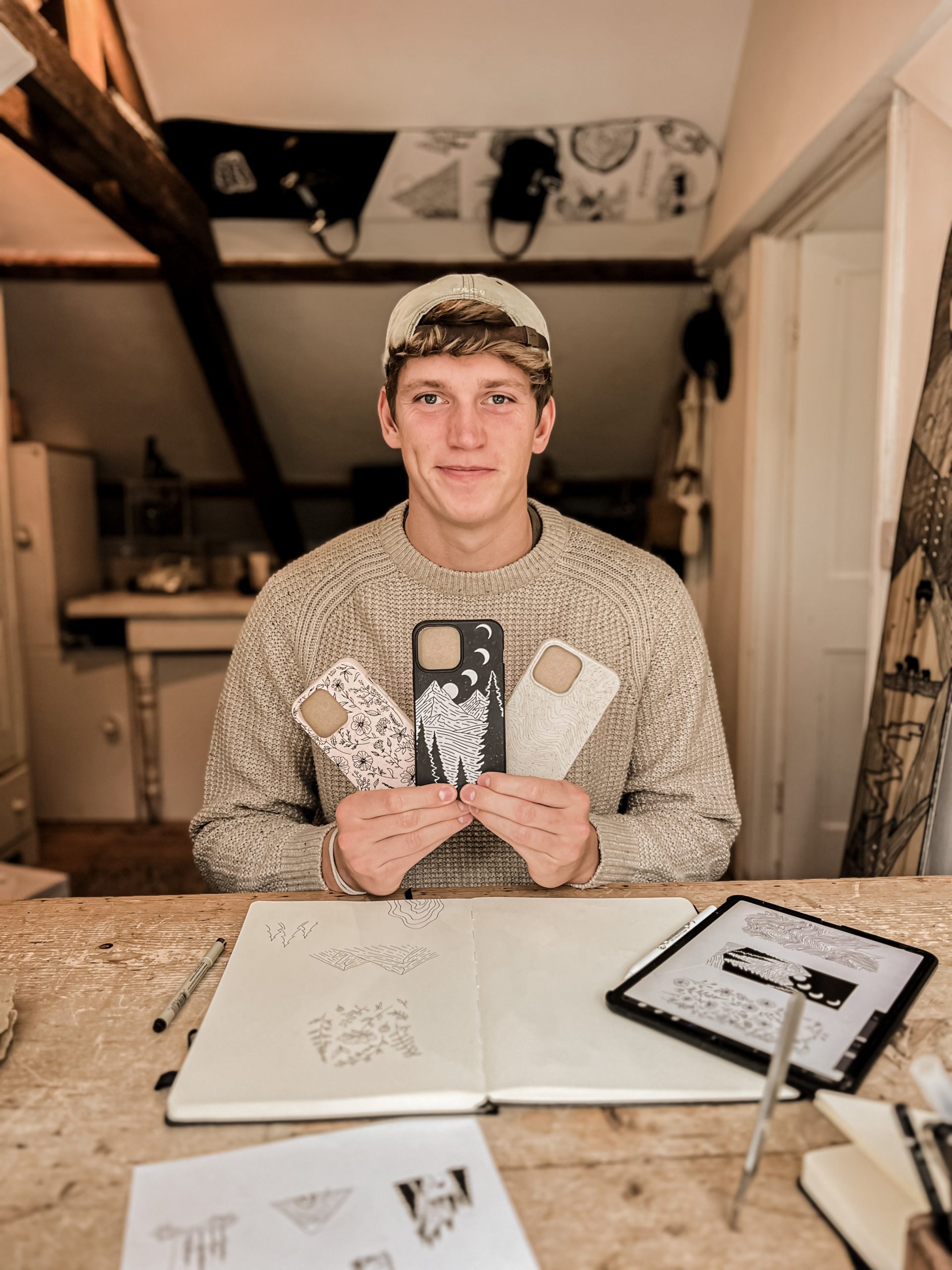 MOONLIGHT-PEAKS_IP13PMAX_Black