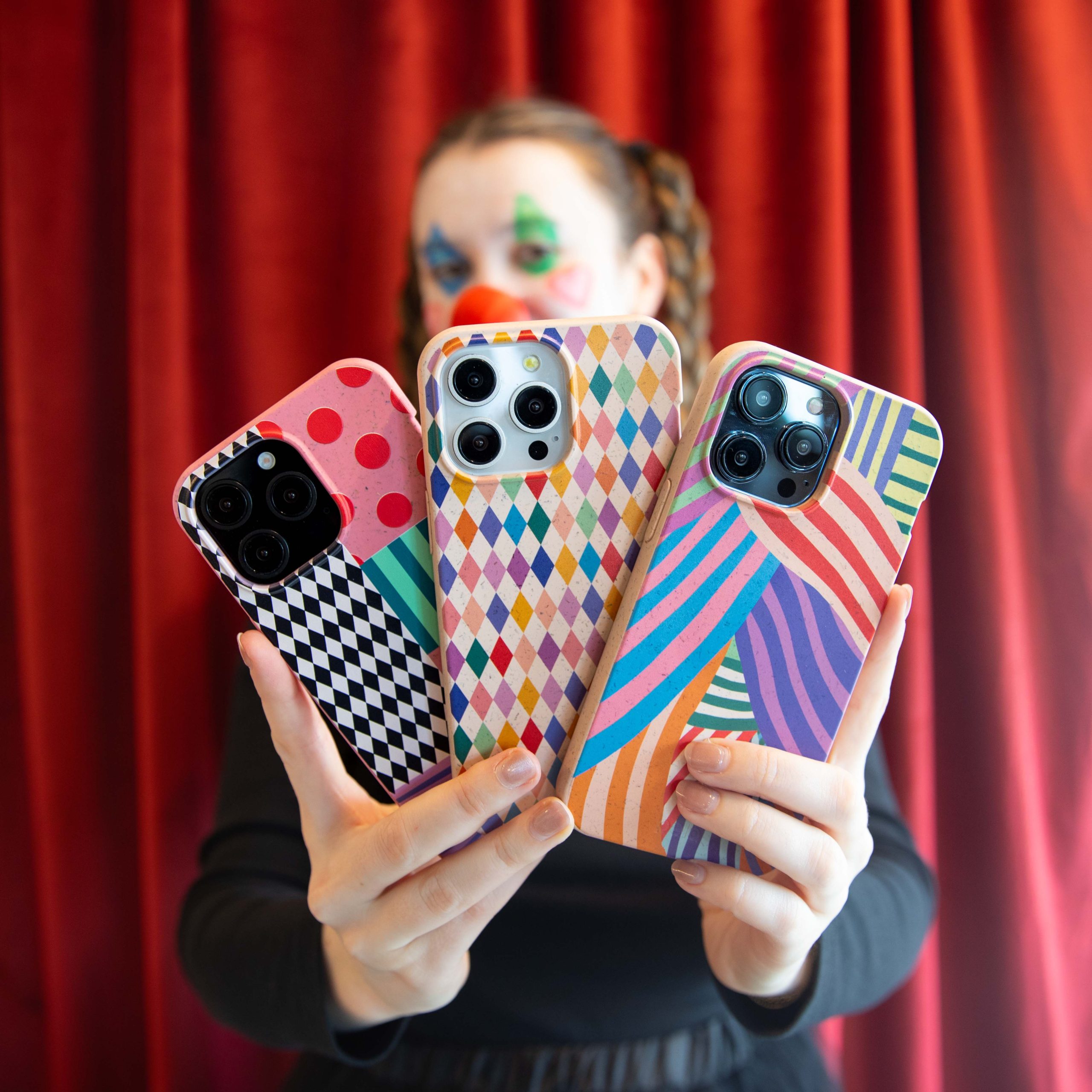 JUGGLING-COLORS_IP12_BubblegumPink