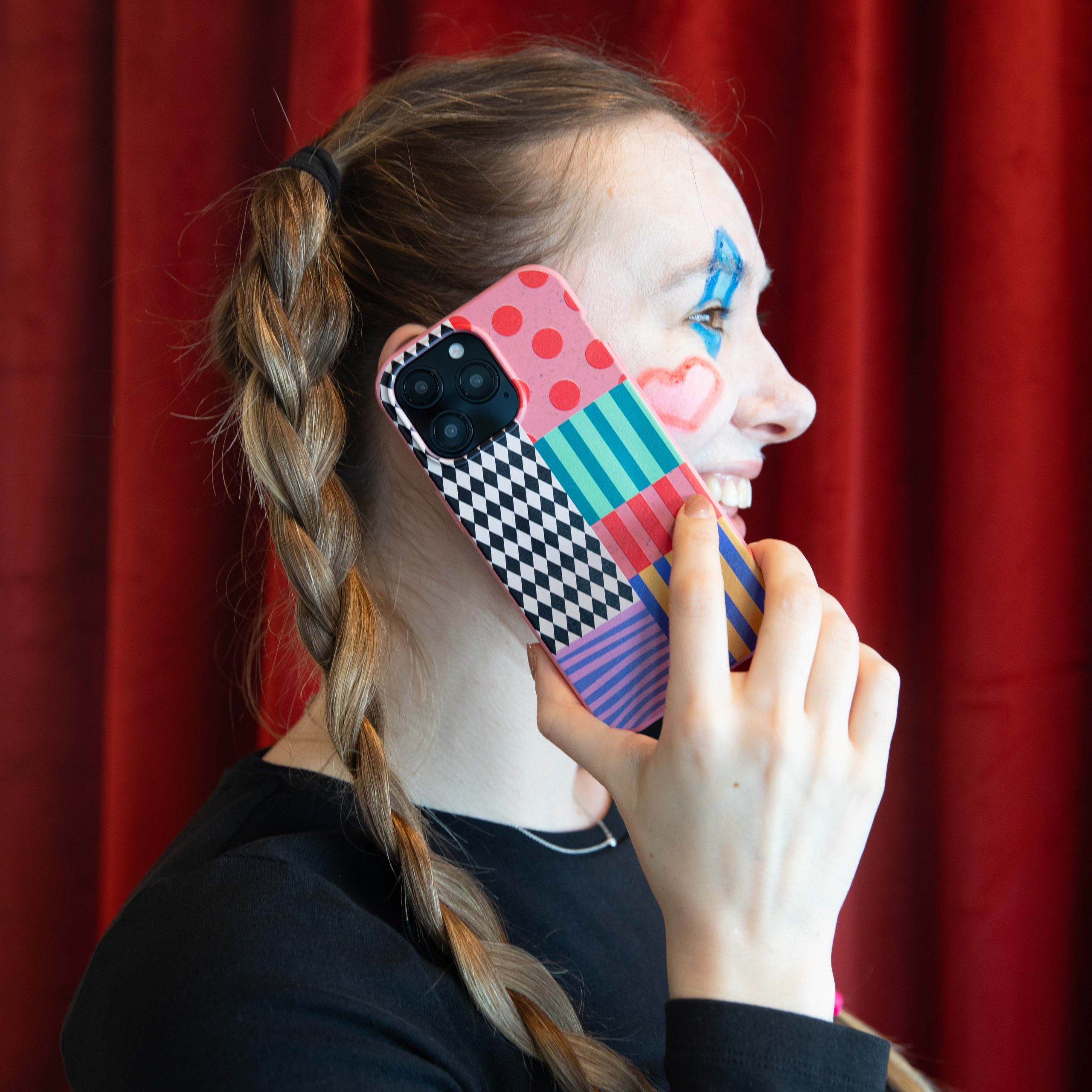 JUGGLING-COLORS_S23_BubblegumPink