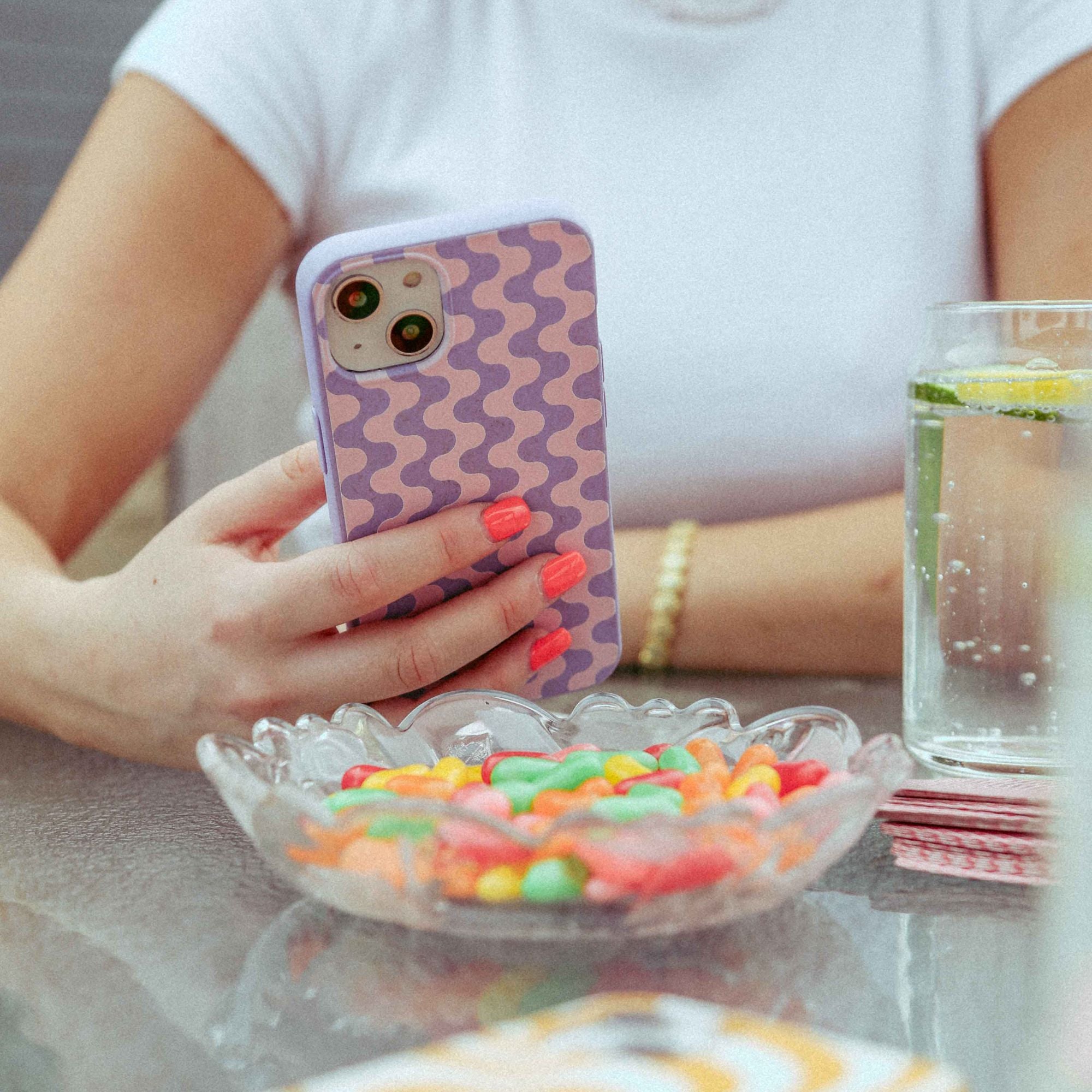 FREQUENCY_IP14PMAX_Lavender