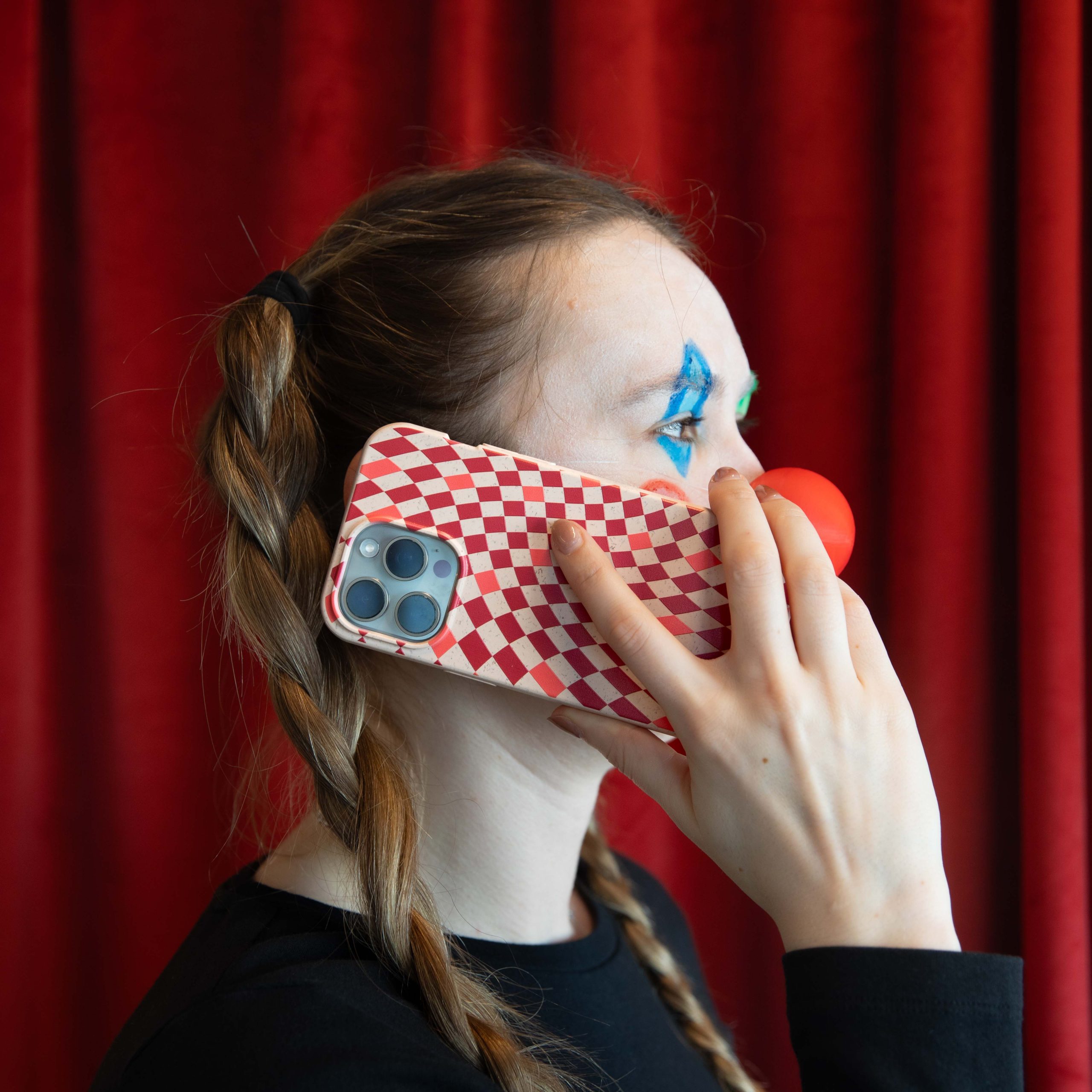 RED-CHECKS_IPXR_Seashell