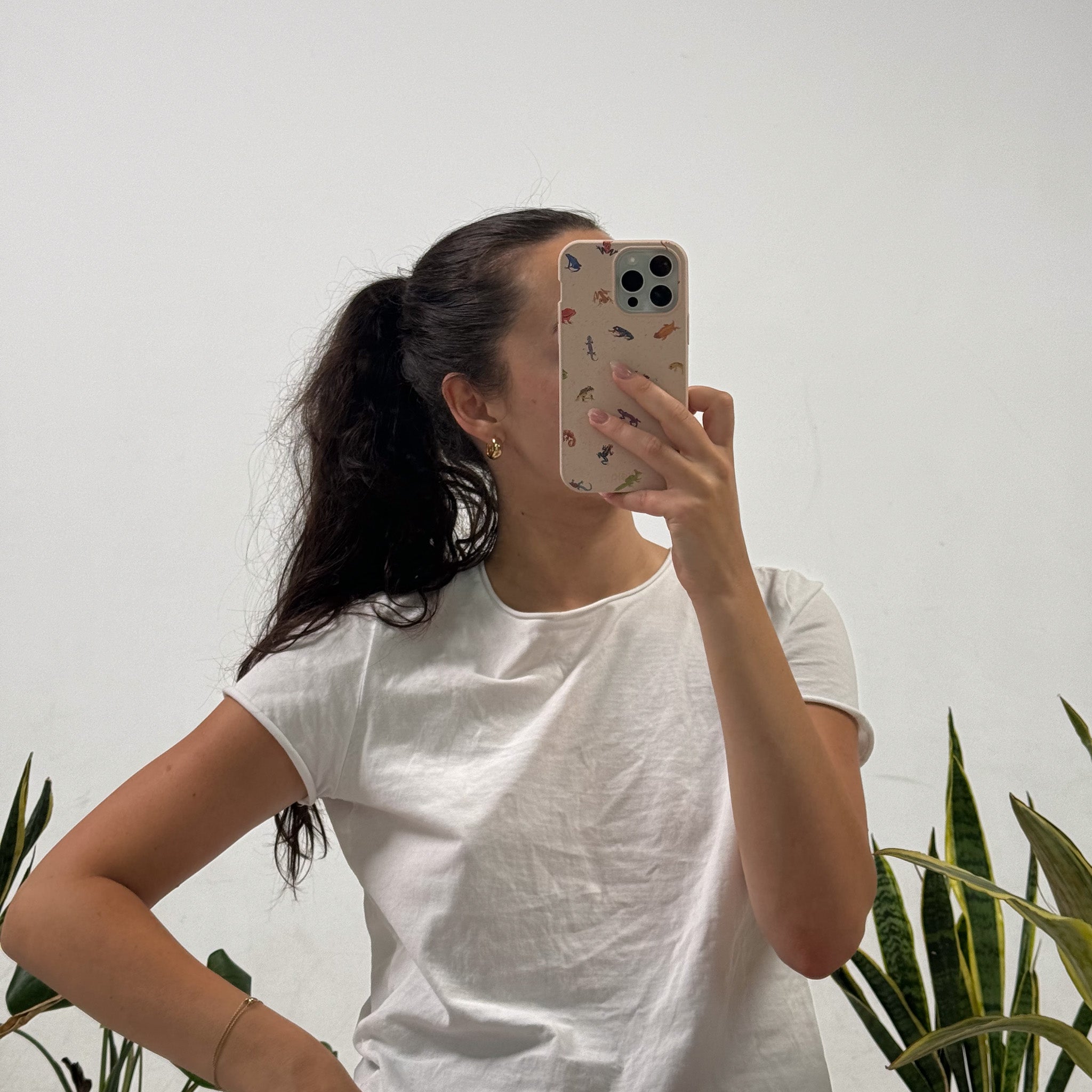 TINY-AMPHIBIANS_IP16PLUS_Seashell