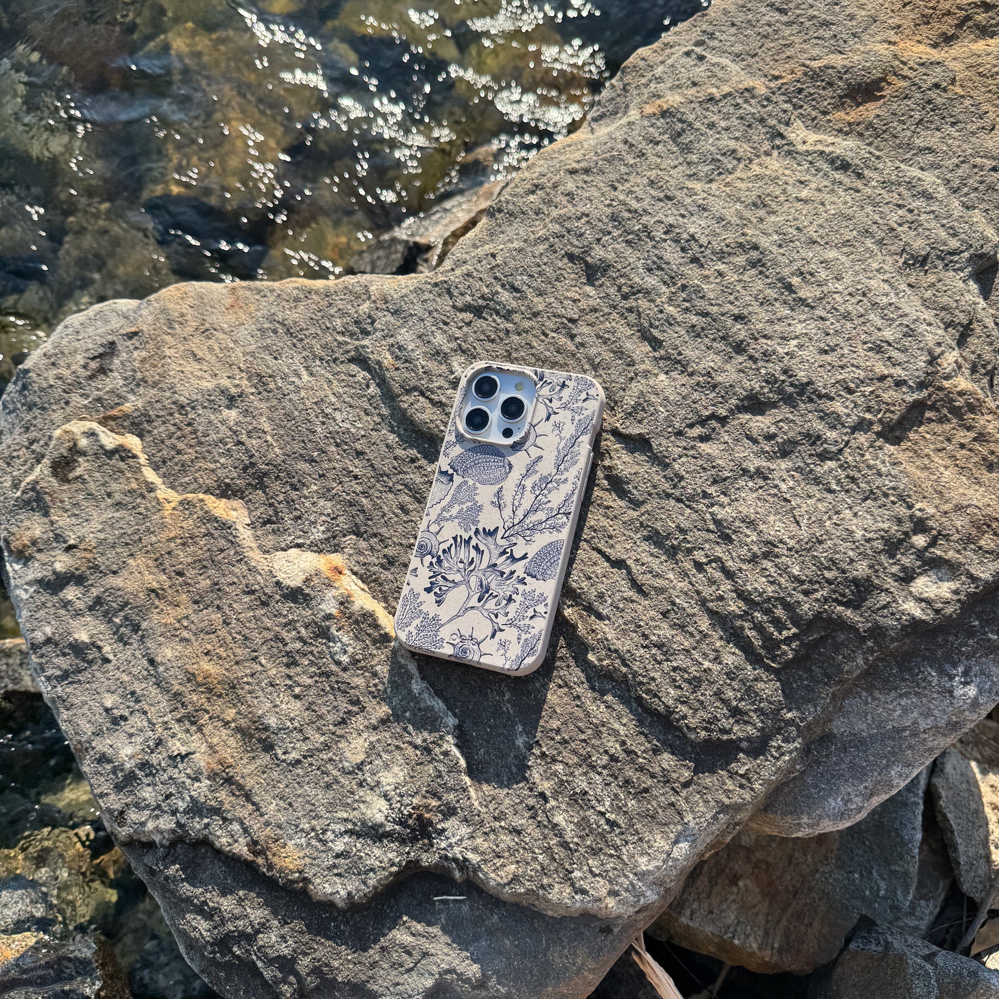 VINTAGE-CORAL_IP12PMAX_LondonFog