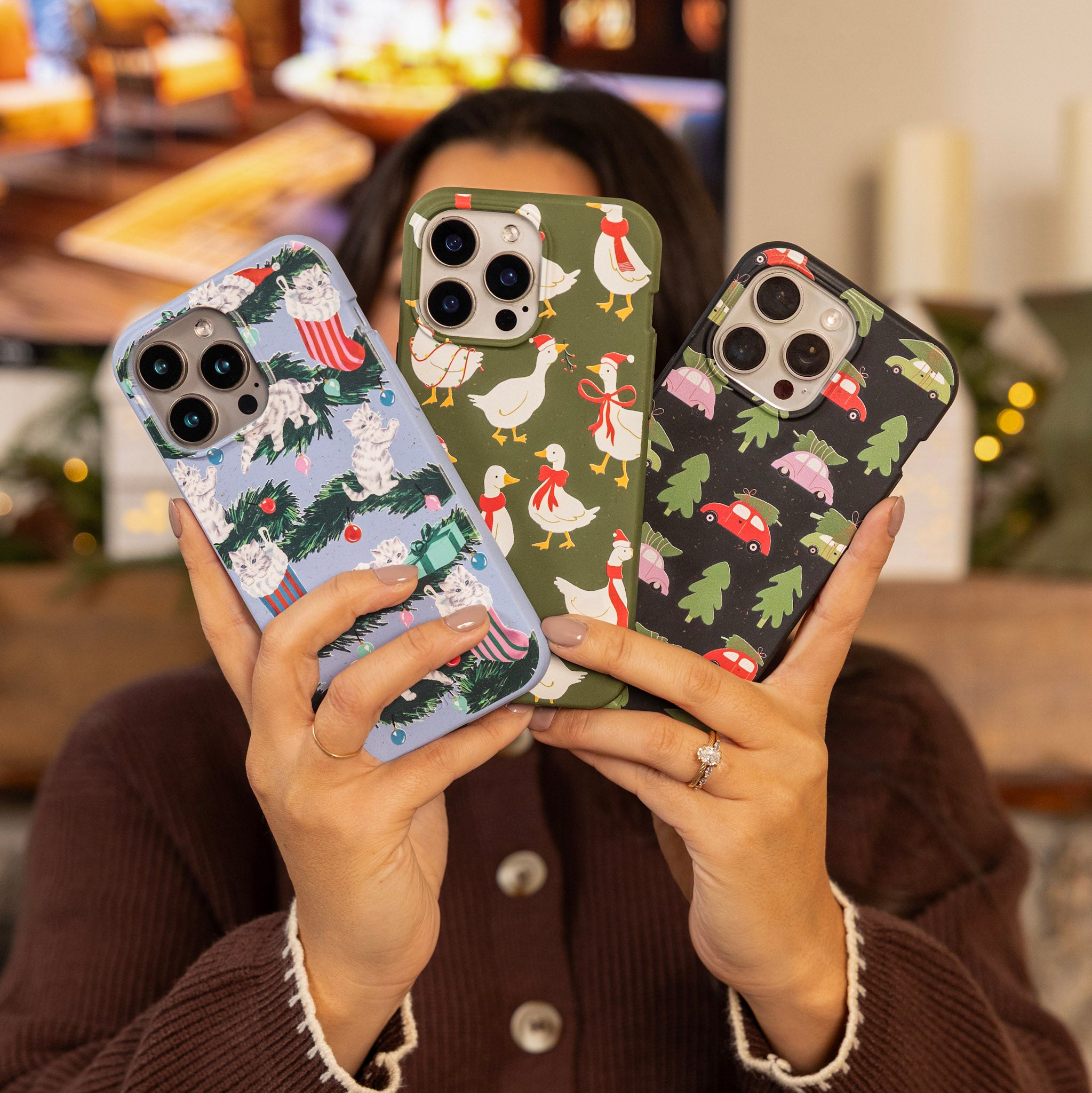 HOLIDAY-CARAVAN_IP11_Black